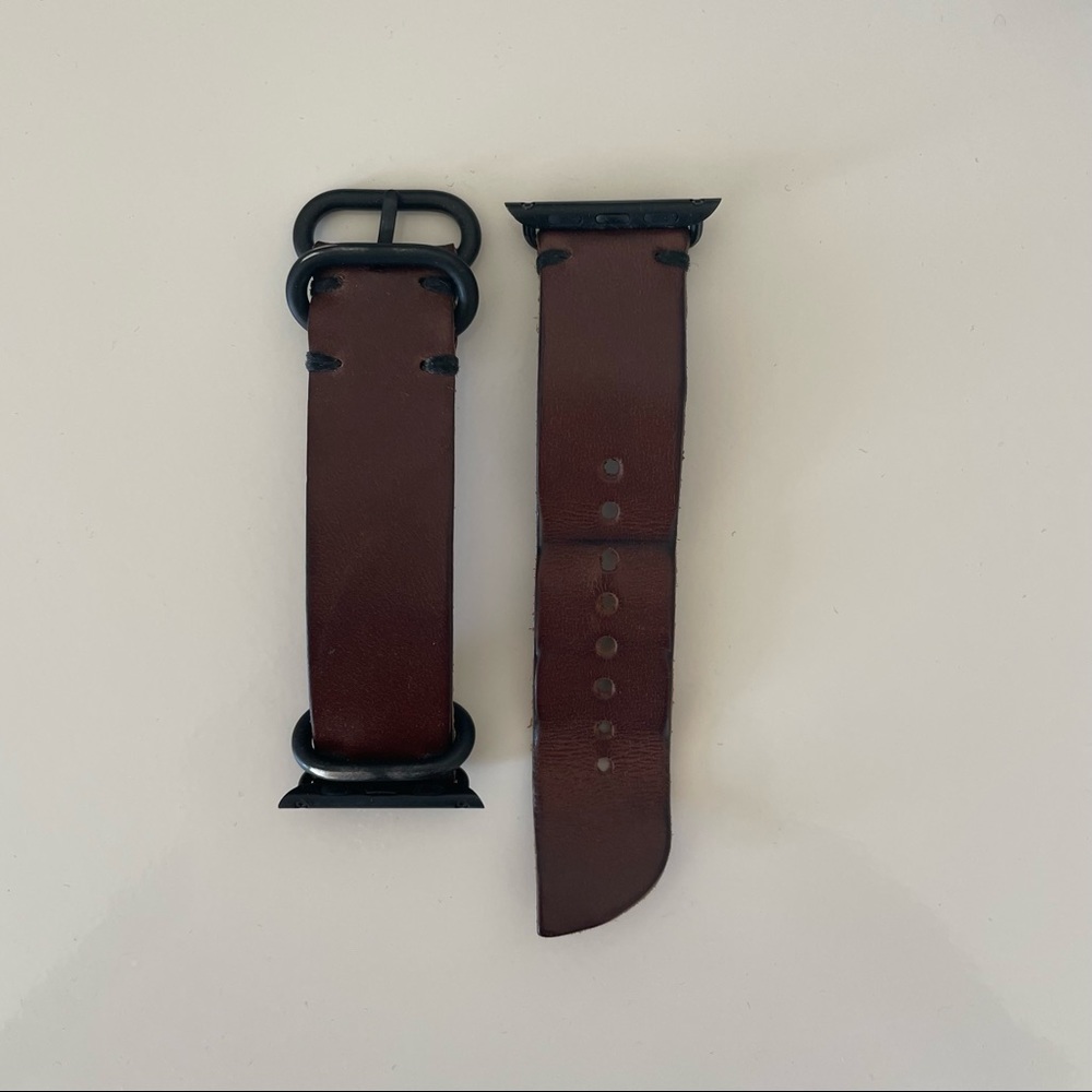 E3 Supply Apple Watch Leather Band - compatible with Apple Watch Series 5